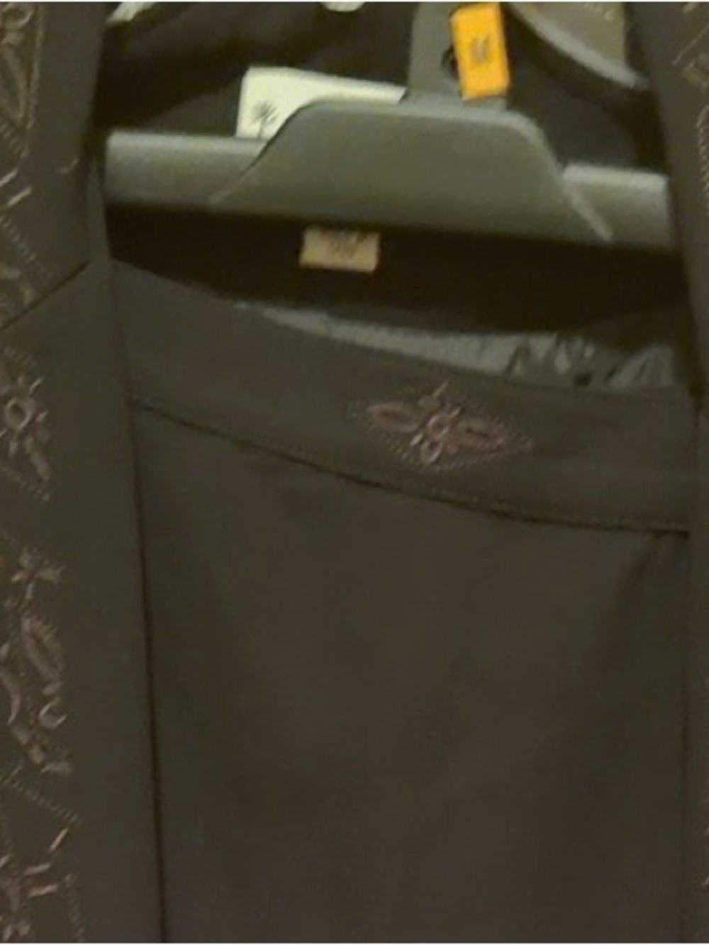 Woman’s Tailored suit Subtle Embroidery on Jacket
